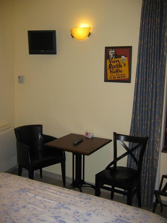 Hotel Van Reeth'S Koffiebranderij Puurs Room photo