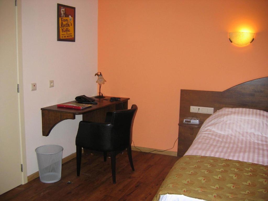 Hotel Van Reeth'S Koffiebranderij Puurs Room photo